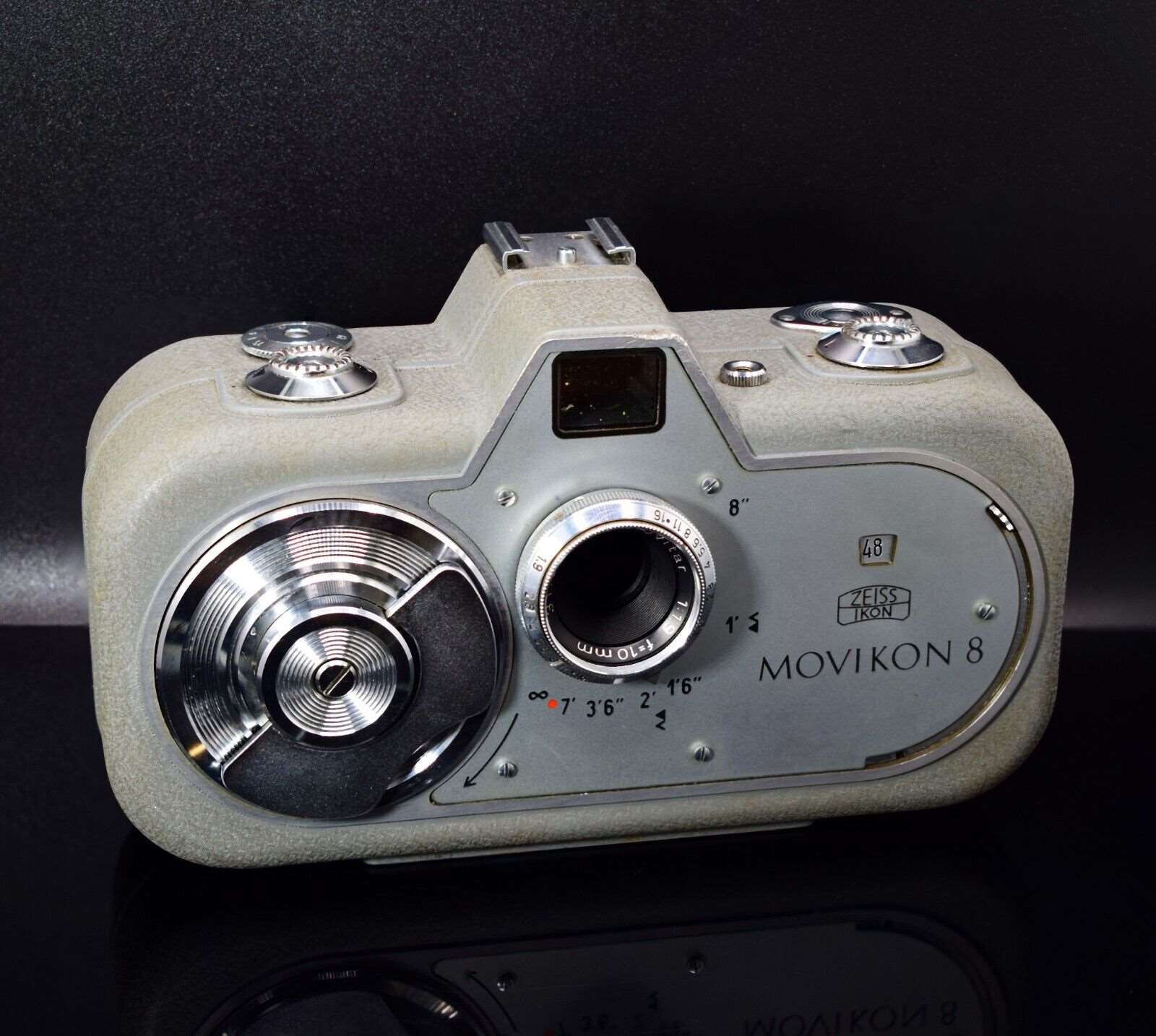 Zeiss Ikon Movikon 8 8mm Vintage Cine Camera Grey Box Case and Instruc –  duckling cameras