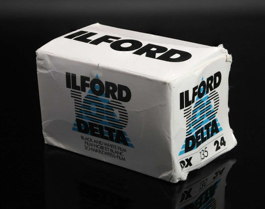 Camera Film ILFORD 100 DELTA 35mm 24 Exposure in Original Box