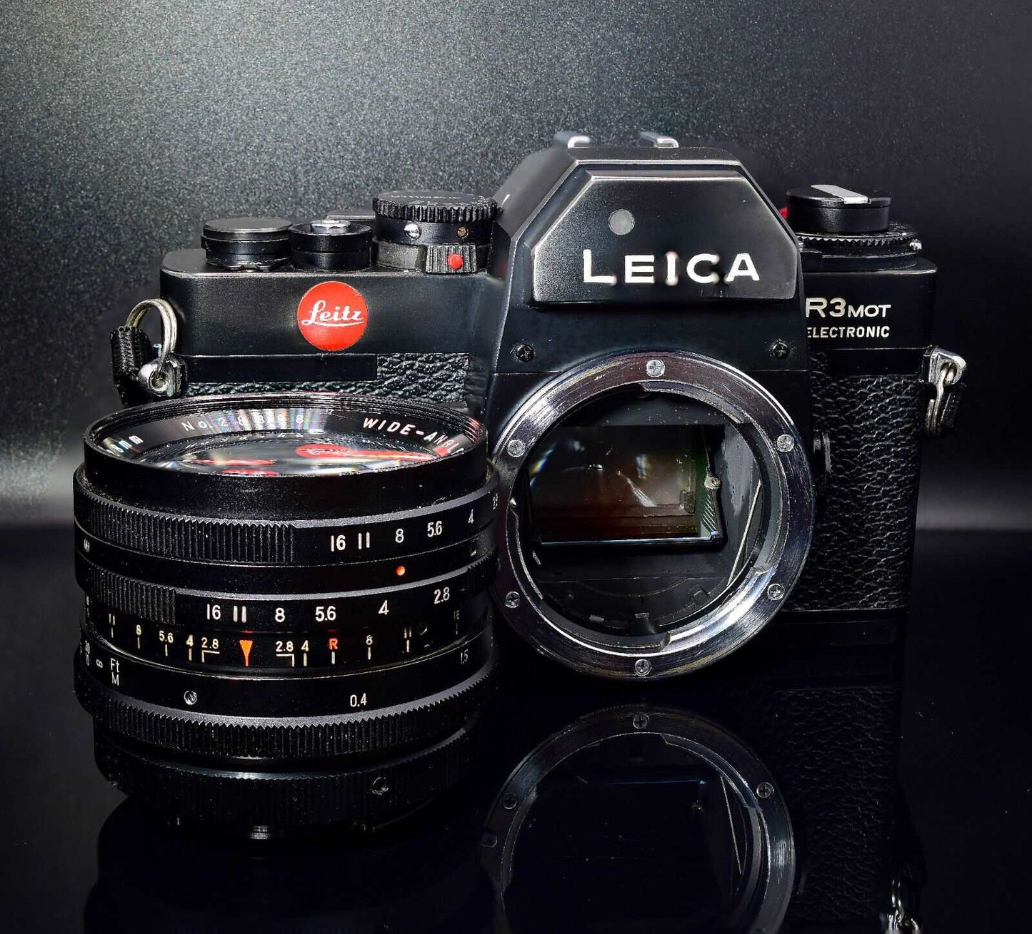 LEICA R3MOT Leitz Electronic 35mm Film Camera cw Wide Angle f2.8 28mm Lens