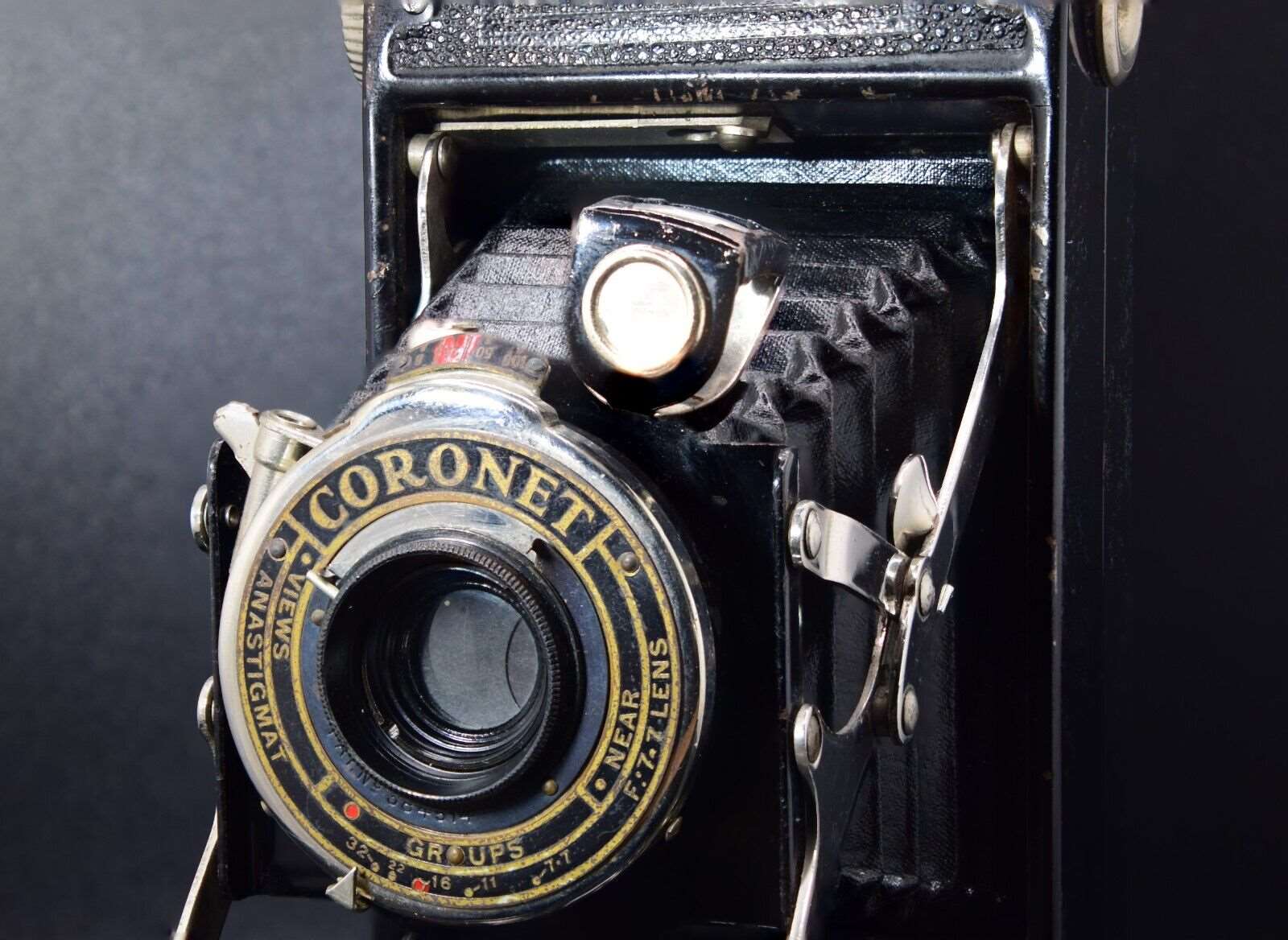 Coronet 120 Film Folding Vintage Camera Black UK Manufactured Collectors Piece