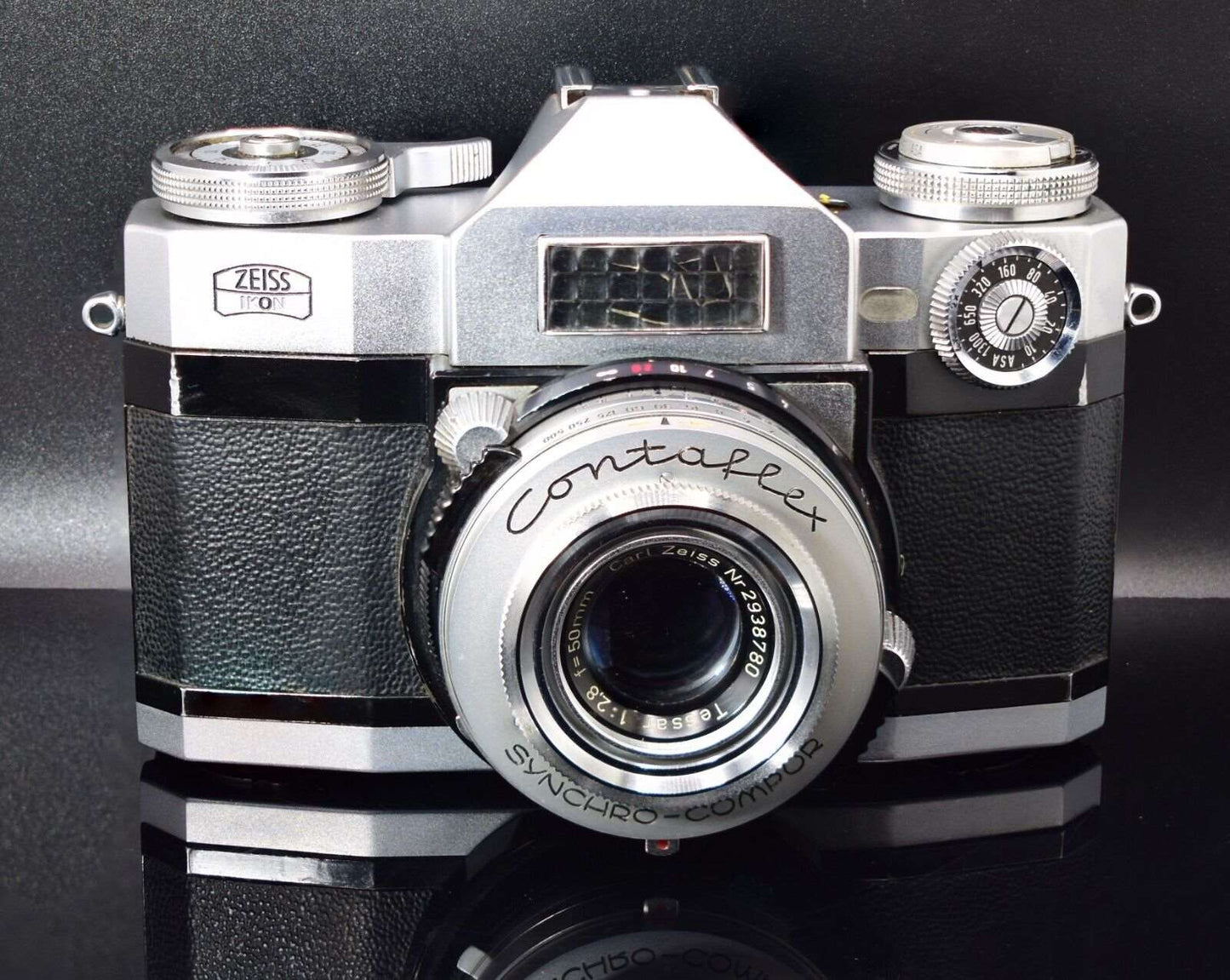 Zeiss Ikon Contaflex Super 35mm Camera with Synchro Compur Shutter and Carl Zeiss Lens