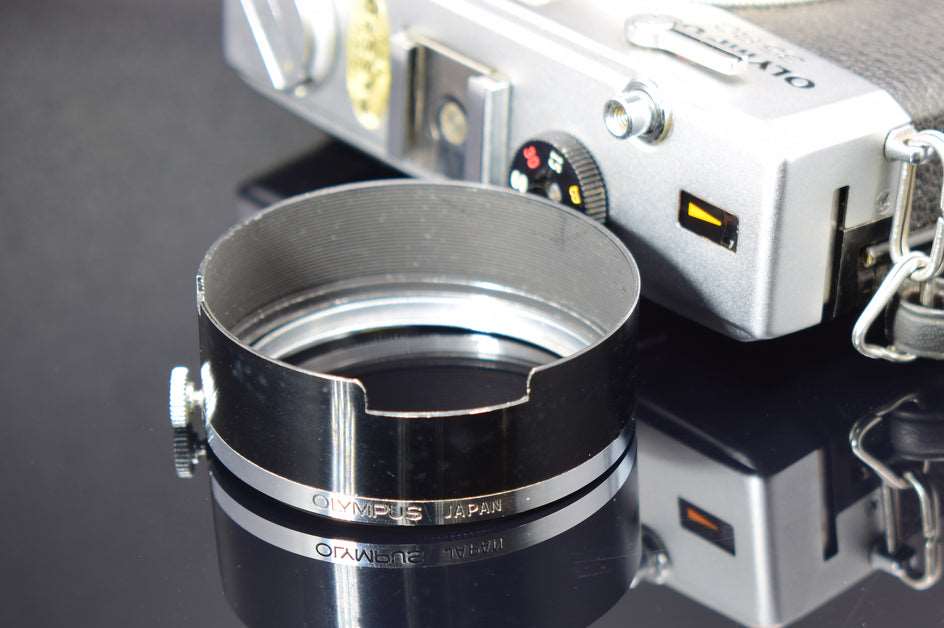 Olympus Trip 35 Film Camera 35mm Compact Silver and Black D.Zuiko f2.8 40mm Lens